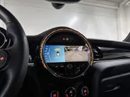 MINI Cooper 3-deurs Electric MINI Yours