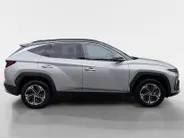 Hyundai Tucson 1.6 T-GDI HEV Comfort Smart | Als nieuw! | Stoelverwarming | Climate Control | Incl. 12 maanden garantie, APK, Onderhoudsbeurt etc. Premiumpakket gratis! |