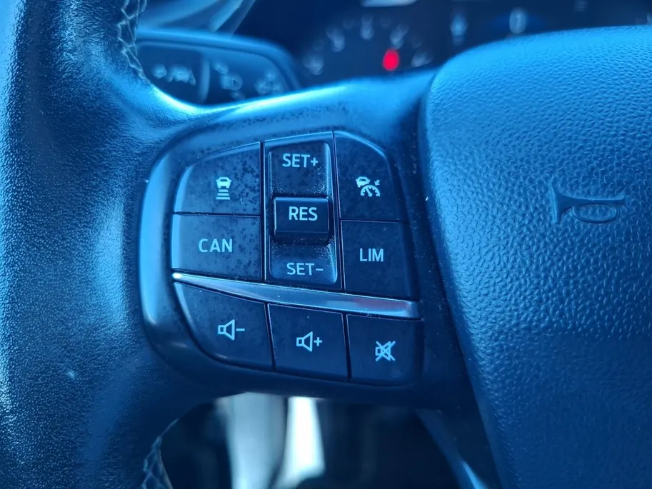 Ford Fiesta 1.0 EcoBoost Active First Edition | Climate Control | Voorruitverwarming | Adaptive cruisecontrol | 17' Lichtmetaal | Navigatie | Parkeersensoren |