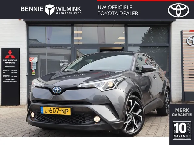 Toyota C-HR 1.8 Hybrid Style Trekhaak | All Seasonbanden | Stuur en stoelverwarming