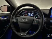 Ford Focus Wagon 1.5 EcoBoost Vignale | 182 PK | Trekhaak afneembaar | Winter Pack | Family Pack | Comfort Pack | Parking Pack |