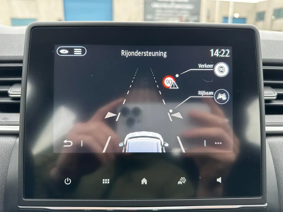 Renault Captur 1.6 E-Tech Plug-in Hybrid 160 Intens | Automaat | Navigatie | Parkeersensoren | Camera | Apple Carplay & Android Auto | Climate Control | 12 Maanden BOVAG Garantie