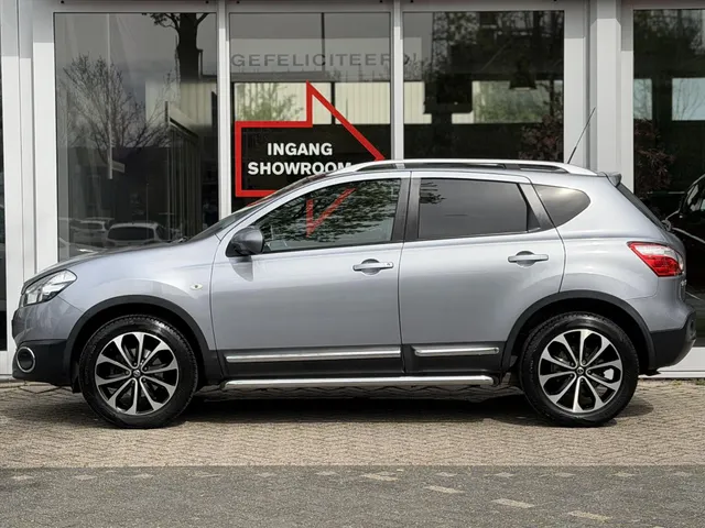 Nissan QASHQAI 1.6 Connect Edition | Panoramadak | 360-Camera | All-Season | Navigatie | Cruise Control