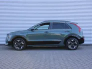 Kia Niro EV Air 64.8 kWh | Stuur-/stoelverwarming | Camera | Cruise adapt. | 17' LM | Elekt. stoelverstelling | Dodehoek detectie | LED | Clima |
