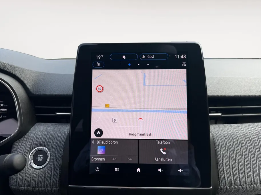 Renault Clio 1.6 E-Tech Full Hybrid 145 techno | Automaat | Apple Carplay & Android Auto | Cruise & Climate Control | LMV | Camera | Parkeersensoren | 12 Maanden BOVAG Garantie