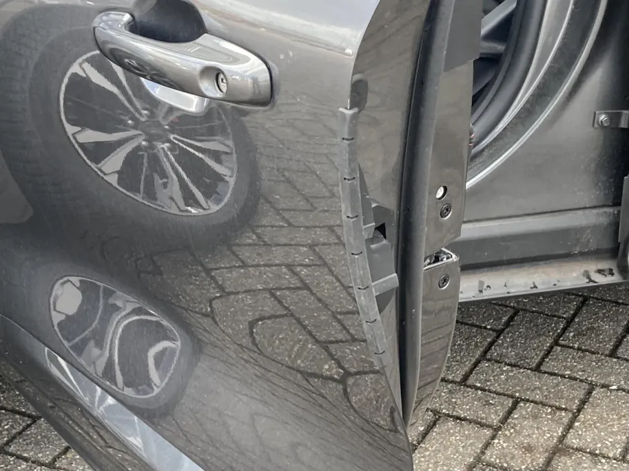 Ford Kuga 2.5 PHEV 225 ST-Line X Panoramadak- Driver Asstance Pack - 19inch LM velgen - Draadloos opladen