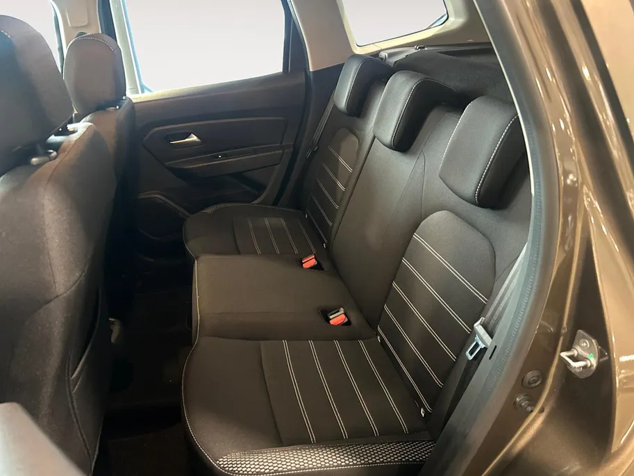Dacia Duster 1.0 TCe Prestige *Navi(Carplay)+Camera*Airco*Cruise*Mooie Auto!