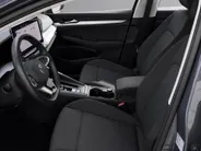 Volkswagen Golf Variant 1.5eTSI/116PK Life Edition · Navigatie · Trekhaak · Apple/Android Car Play · Stoelverwarming · Garantie t/m 26-03-2027