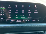 Audi Q5 40TFSIe 220KW/299PK Quatro S-edition Panoramadak · 360° Camera + parkeersensoren · Apple/Android Car Play · Fabrieksgarantie t/m 22-09-2029 of 100.000Km