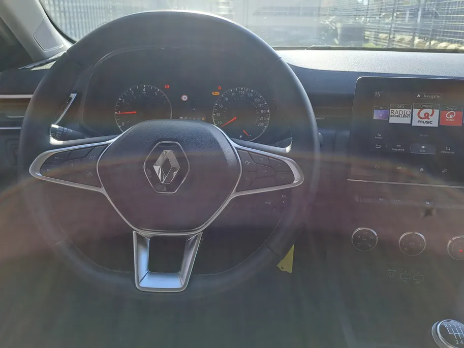 Renault Clio 1.0 TCe 90 Equilibre | Navigatie | Cruise | DAB | Rijstrooksensor met correctie | Airco | Apple Carplay/Android Auto
