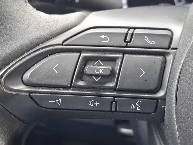 Toyota Yaris Cross 1.5 Hybrid 115 Active NL-auto | TREKH | rijklaarprijs !!