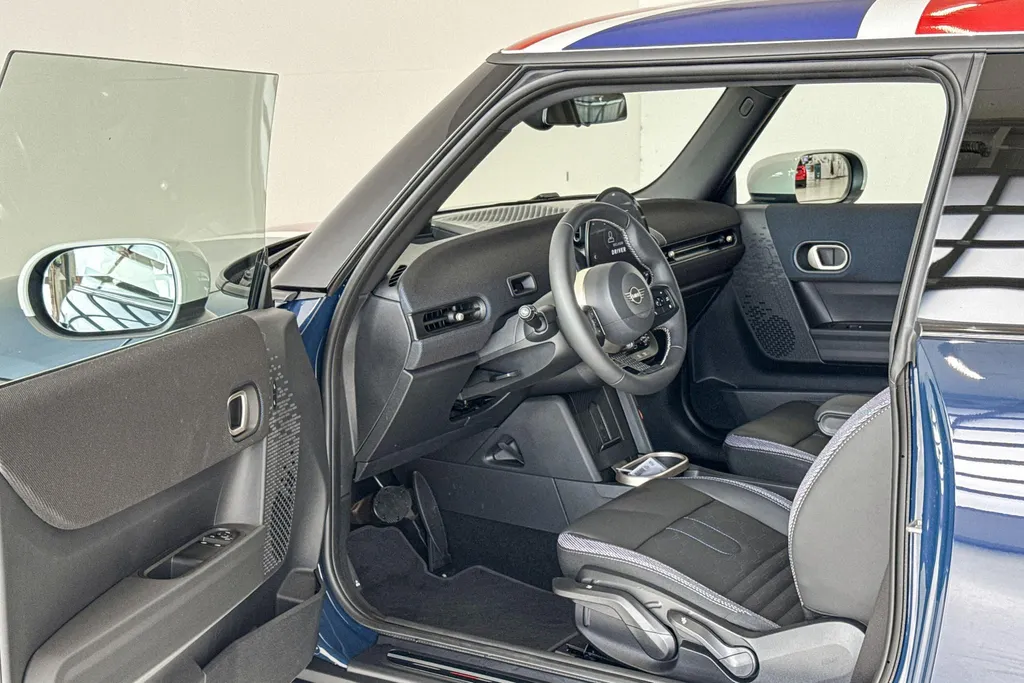 MINI Cooper 3-deurs 1.5 Cooper C Oxford Edition Classic