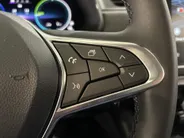 Renault ZOE R135 Evolution 52 kWh Automaat | DEMO | Camera | Parkeersensoren | Apple CarPlay/Android Auto | Climate Control | Full LED | Lichtmetalen Velgen | Digital Cockpit | Cruise Control |
