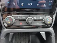 Ford Ranger Wildtrak 2.3 PHEV 279pk | 5 Zits | 1e Eigenaar  | Elektrische rollertop | Trekhaak | Achteruitrijcamera |  3500Kg Trekgewicht | Fabrieksgarantie! |