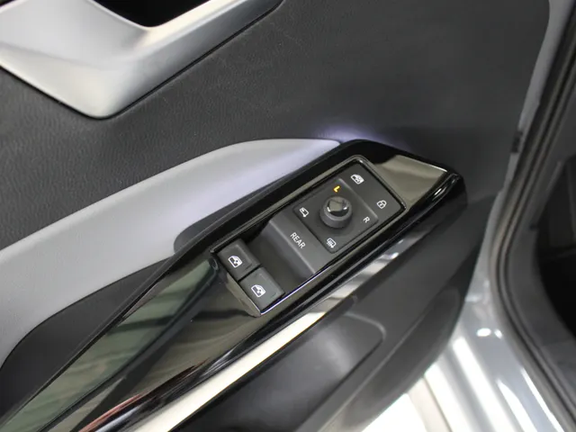 Volkswagen ID.3 Pro Edition 58 kWh Navigatie | Warmtepomp | 18' 'East Derry' | Keyless | 92 % SoH