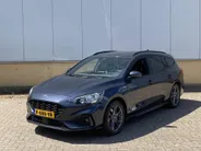 Ford Focus 1.0 EcoBoost 125 pk Hybrid ST Line X Wagon Trekhaak - Navigatie - B&O -Apple Carplay/ Android Auto - Blue Panther Metallic - Elktrische achterklep