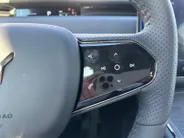 Voyah Courage Business Edition 80 kWh Full Option | Direct Leverbaar | Head Up Display | Stoel koeling,-verwarming & massage | Memorystoelen | 360 Camera | Level 3 Autonoom rijden | Schuif- & Kanteldak | Draadloze Telefoonlader | Elektrische Achterklep |