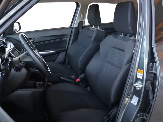 Suzuki Swift 1.2 Style Smart Hybrid | Navigatie | Stoelverwarming