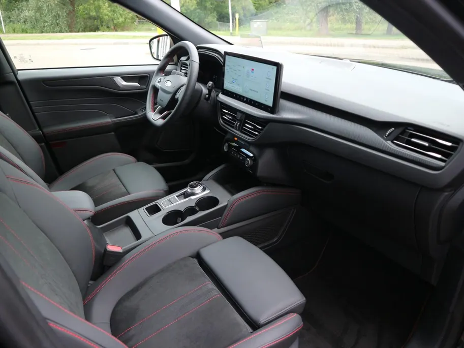 Ford Kuga 2.5 PHEV ST-Line X | ADAP CRUISE | HUD | WINTERPACK |