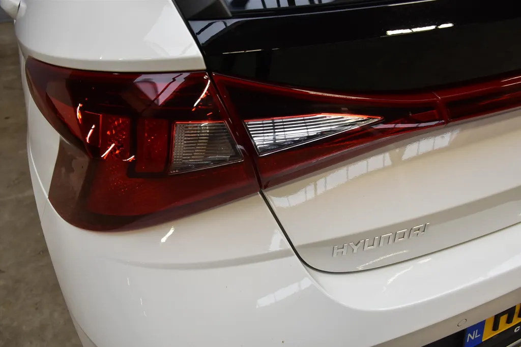 Hyundai i20 1.2i Comfort | 4-cilinder | Navi | Cruise Control | Camera