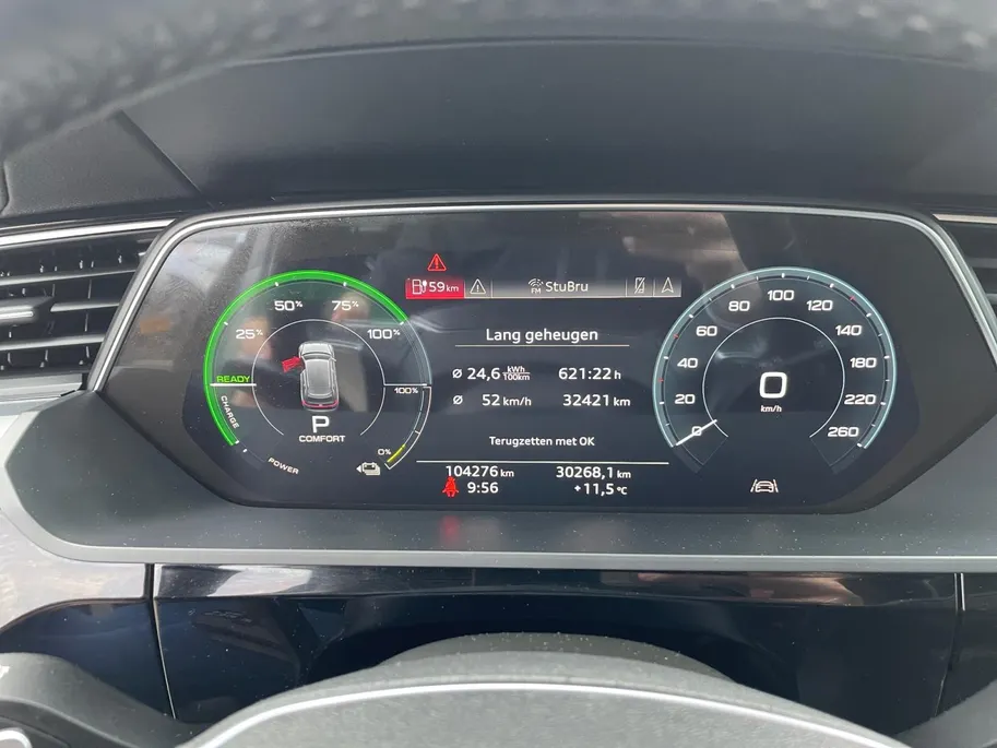 Audi e-tron e-tron 50 quattro Launch edition 71 kWh | SOH 86% | Trekhaak | Elek. stoelverstelling | Navi | Camera