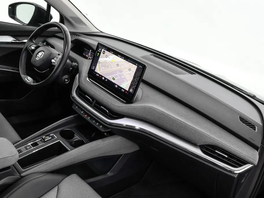 Škoda Enyaq iV 50 150pk Selection · Camera · Apple/Android Car Play · Cruise Control · Sfeerverlichting · 19'Velgen · Navigatie ·