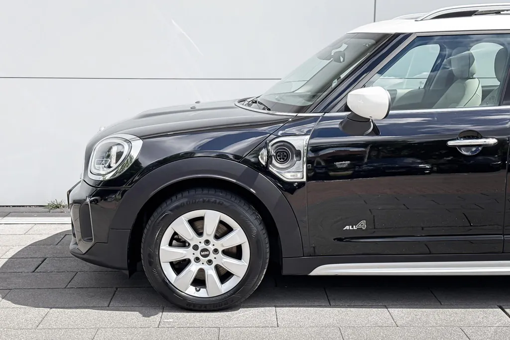 MINI Countryman Cooper S E ALL4 Classic