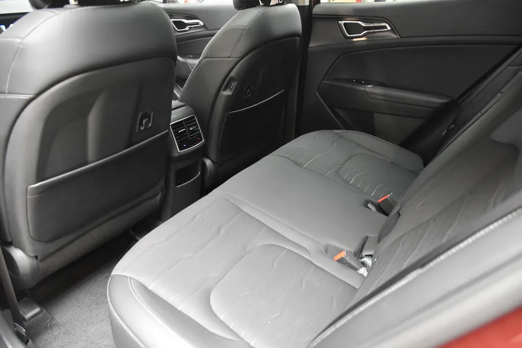 Kia Sportage 1.6 T-GDi 239pk Hybrid AT6 DynamicPlusLine