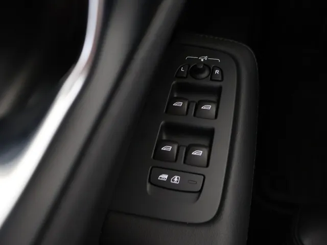 Volvo V60 Cross Country 2.0 B5 AWD Plus Bright | 360° camera | Harman/Kardon