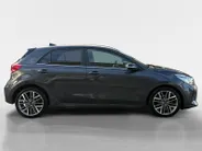 Kia Rio 1.0 TGDI GT-Line AUTOMAAT ! | STOELVERWARMING | CLIMATE CONTROL | DEALER ONDERHOUDEN | NAVIGATIE | STUURVERWARMING | TREKHAAK!