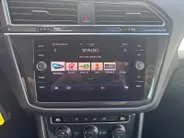 Volkswagen Tiguan 1.5 TSI ACT Comfortline Business | Trekhaak | Achteruitrijcamera | Climate control | ACC