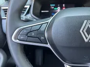 Renault Clio 1.6 E-Tech Full Hybrid 145 techno | Pack Look | Navi | Camera | Apple Carplay & Android Auto | Bluetooth | Parkeersensoren | Climate- & Cruisecontrol | 12 Maanden BOVAG Garantie |