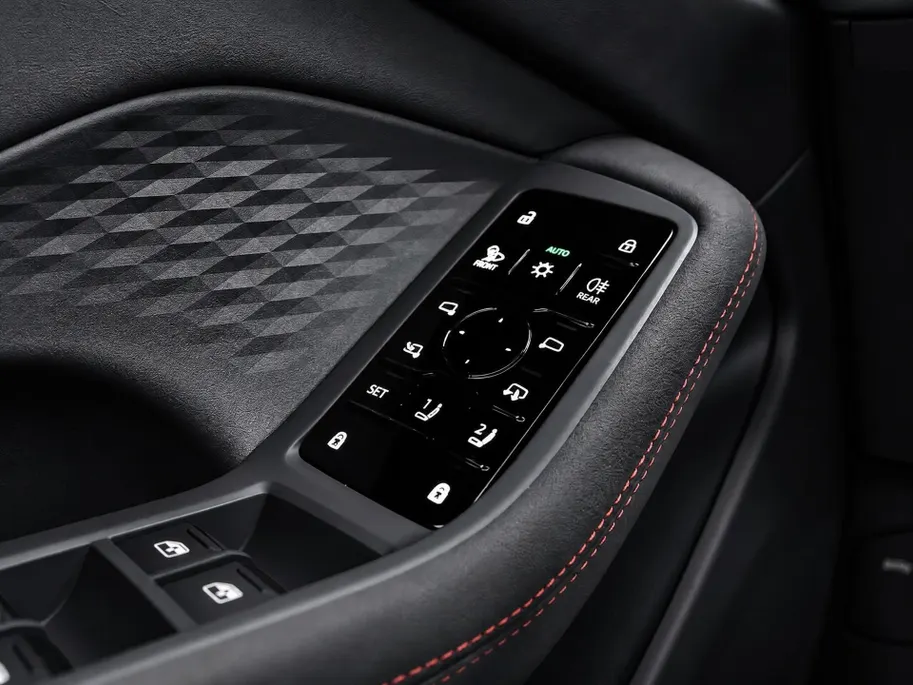 Audi A5 2.0 e-hybrid quattro S edition Competition 367 PK · Tech pro · Panorama-glasdak · B&O premium 3D · Head-up display