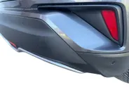 Toyota C-HR 1.8 Hybrid Bi-Tone | Side Bars| Leer| Lichtmetalen velgen| Stoel verwarming| 4 seizoenbanden| Afneembare trekhaak| JBL speakers| BI-Tone uitvoering| Navigatie| Metalliclak