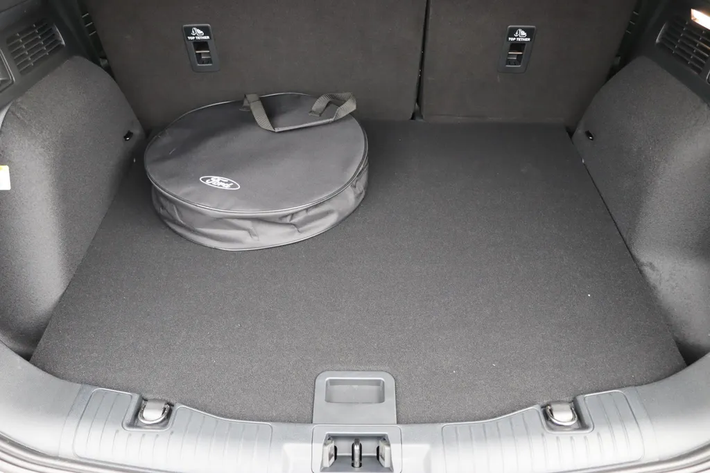 Ford Kuga 2.5 PHEV Active X | Nieuw te bestellen | Tot €4.000,- korting | 2100kg trekgewicht | 0,99% rente Ford Options!