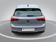 Volkswagen Golf 1.5eTSI/150PK Life Edition · Apple/Android Car Play · Navigatie · Head-Up display · Stoel-& stuurverwarming · Garantie t/m 21-04-2030 of 100000km.