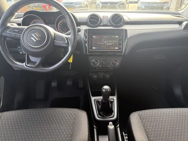 Suzuki Swift 1.0 Select