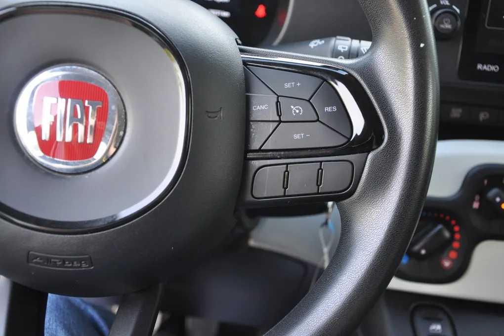 Fiat Panda 1.0 Hybrid Pandina Cross PDC Apple/Andoid