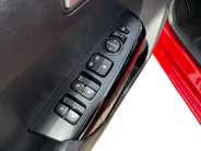 Kia Picanto 1.0 CVVT First Edition | All-Seasonbanden /Apple Carplay/ Android Auto | Navigatiesysteem | Cruise Control | Climate Control | Parkeercamera Achter | Lichtsensor | 15' Lichtmetalen Velgen