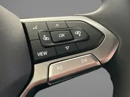 Volkswagen T-Cross 1.0TSI/116PK R-Line DSG · Trekhaak · Navigatie · Camera + Parkeersensoren · Apple/Android Car Play · Stoelverwarming · Garantie t/m 27-07-2030 of 100.000km