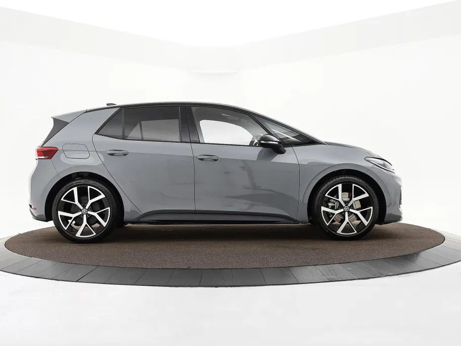 Volkswagen ID.3 Neo Life 61 kWh accu 190 PK Elektr. aandrijving · Comfort Pakket · Zijruiten achter en achterruit getint ·