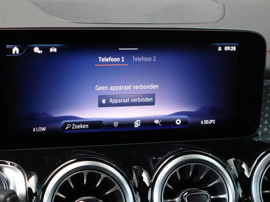 Mercedes-Benz EQB 250+ Business Solution AMG 7p. 71 kWh l Keyless l Achteruitrij camera l Stoelverwarming l Memory
