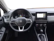 Renault Clio 1.6 E-Tech Full Hybrid 145 evolution Automaat |Navigatie |1e eigenaar | Parkeersensoren | Cruise Control | Apple CarPlay/Android Auto | Licht & Regen Sensor | Full LED | Digital Cockpit | 1 jaar Garantie