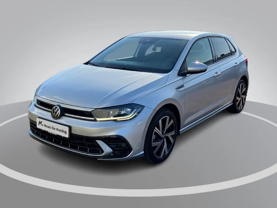 Volkswagen Polo 1.0TSI/95PK R-Line DSG · Navigatie · Apple/Android Car Play · Camera + Parkeersensoren · Clima · Stoelverwarming · Garantie t/m 18-01-2027 of 80000km.