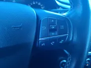 Ford Fiesta 1.0 EcoBoost Titanium | Nieuwe Disitributieriem bij aflevering  | Navigatie | Camera | Adaptieve Cruise Control | Voorruitverwarming | B&O | Climate Control