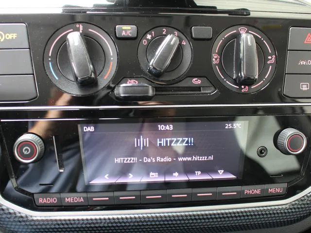Volkswagen up! 1.0 5-drs |  Airco | Radio | All-Season banden