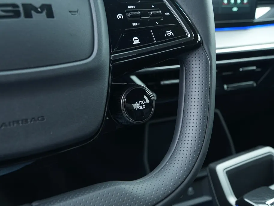 KGM Musso EV 80,6 kWh BLACKLINE 4WD 237PK