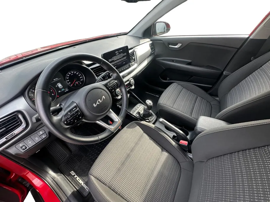 Kia Stonic 1.0 T-GDi MHEV DynamicPlusLine 100 PK | Dealer onderhouden | Trekhaak | All seasonbanden | Fabrieksgarantie t/m 4-4-2030 + 3x 1 jaar* | NAP