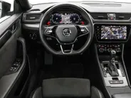 Škoda Superb Combi 1.4 TSI iV 218pk DSG Sportline Business · Panoramadak · 360 Camera · Inklap. Trekhaak · Matrix LED · Canton Audio · Elek. Stoelen + Geheugen ·