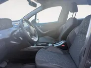 Peugeot 2008 1.2 PureTech Active | Achteruitrijcamera | Apple Carplay & Android Auto | LMV | Airco | Parkeersensoren |